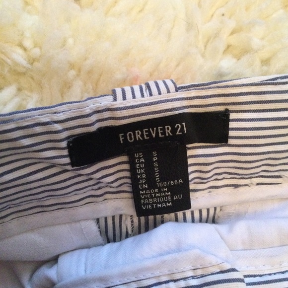 Forever 21 Striped Shorts - Picture 3 of 3